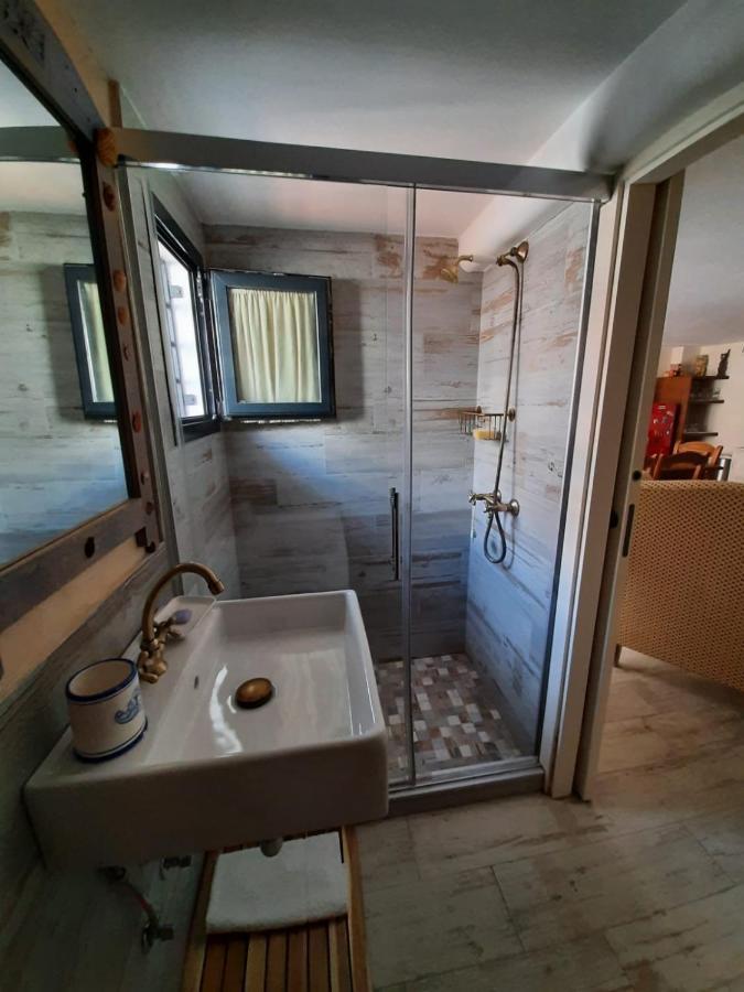 Un Apartamento Vacacional Con Detalles De Un Hogar Mairena del Aljarafe Exterior foto