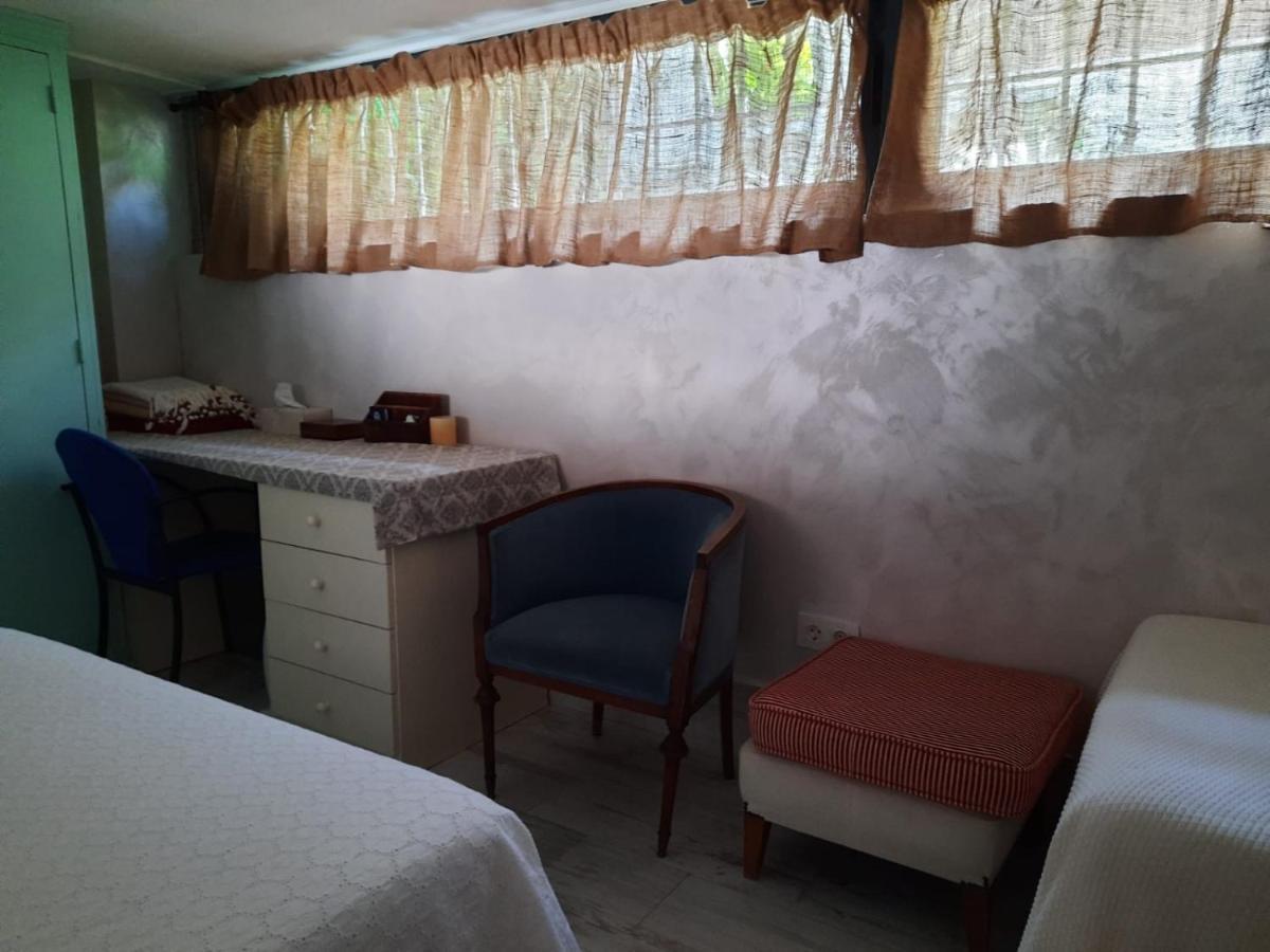 Un Apartamento Vacacional Con Detalles De Un Hogar Mairena del Aljarafe Exterior foto