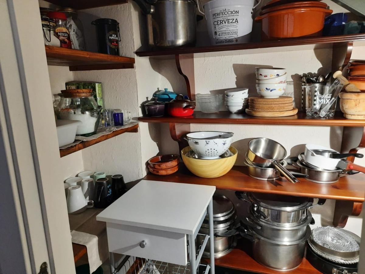 Un Apartamento Vacacional Con Detalles De Un Hogar Mairena del Aljarafe Exterior foto